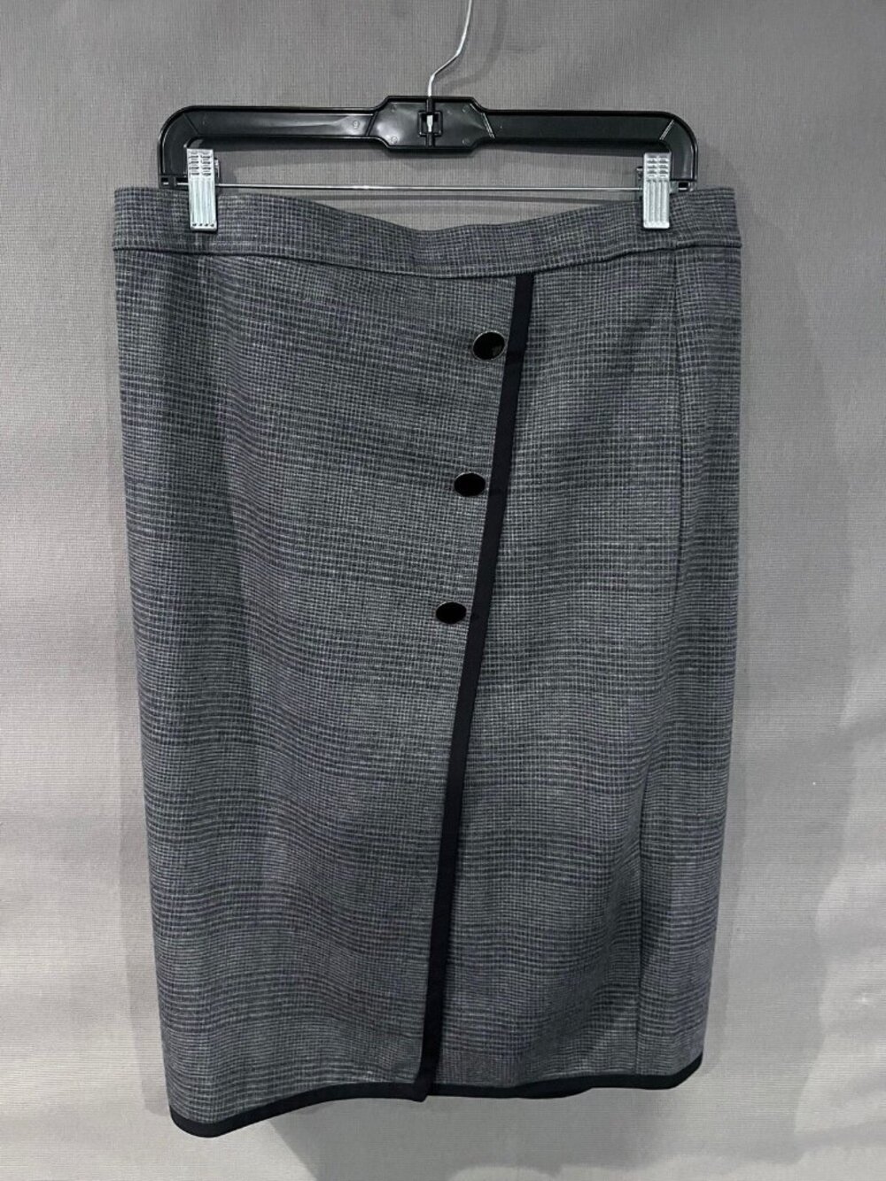 Ann Taylor Woman’s  skirt Grey, Sz L NWT